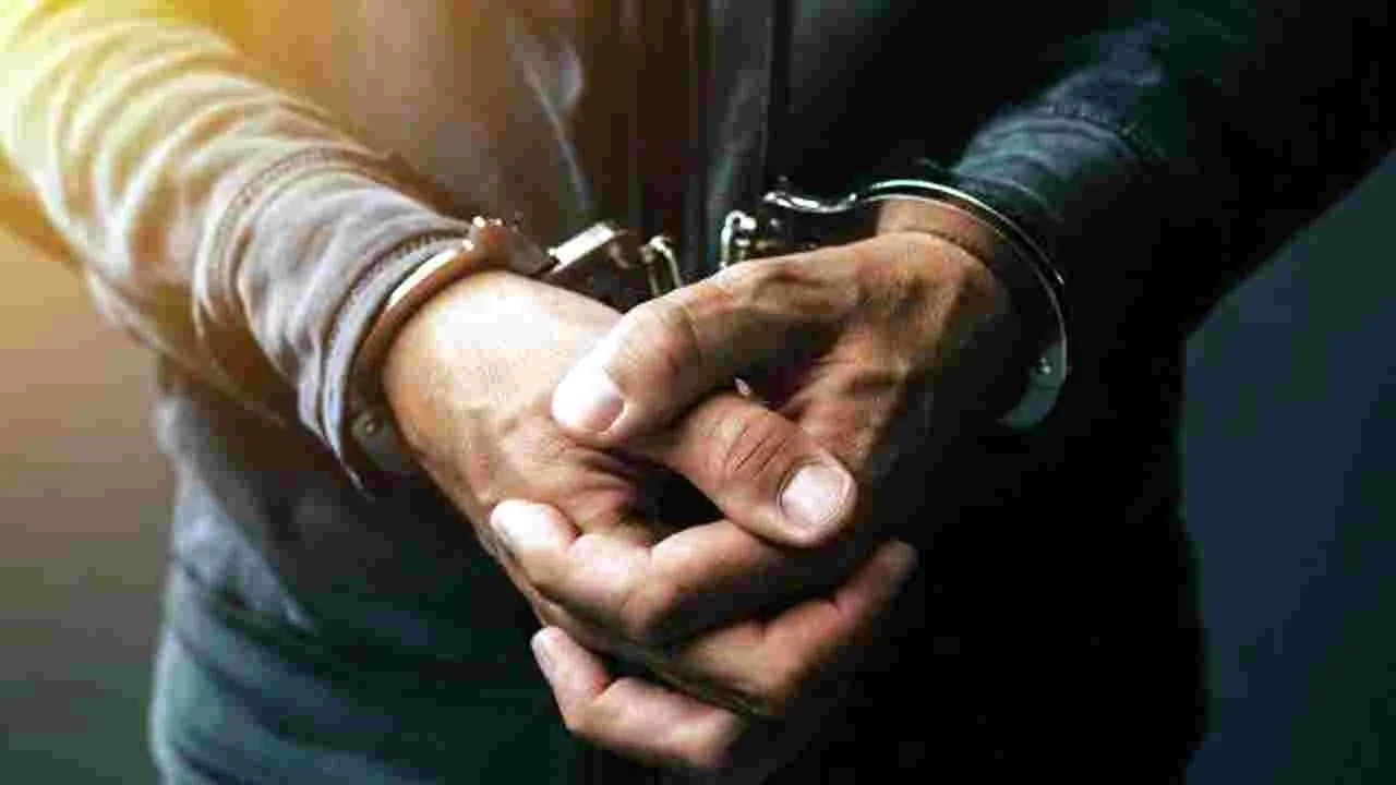 Hyderabad fake idol scam