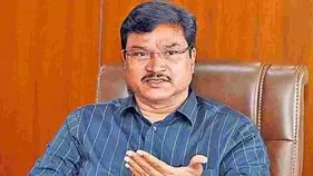 హైడ్రా కమిషనర్‌పై కోర్టు ధిక్కరణ పిటిషన్‌ 