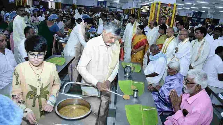 తిరుమల శ్రీవారి సేవలో ముఖ్యమంత్రి చంద్రబాబు