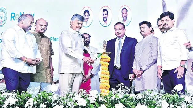 పారిశ్రామిక హబ్‌గా అనకాపల్లి