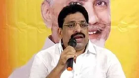 శత్రువుల కోసం పదడుగులు ముందే ఉంటా: బుద్దా వెంకన్న
