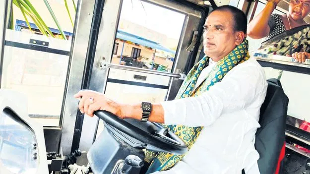 ఆర్టీసీ సేవలను  సద్వినియోగం చేసుకోవాలి  