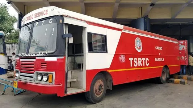 ఆర్టీసీ కార్గోకు ప్రైవేట్‌ గ్రహణం