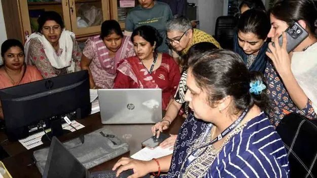 సీబీఎస్ఈ పోర్టల్‌పై సైబర్ దాడి.. పేమెంట్ సిస్టమ్‌ సేవలు నిలిపివేత..