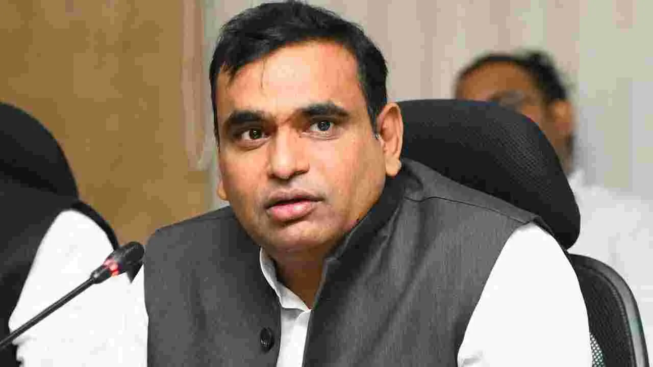 హైకోర్టు తీర్పుపై బీఆర్ఎస్ నాయకులు చెప్పేవన్నీ అబద్ధాలే: ఎంపీ చామల కిరణ్