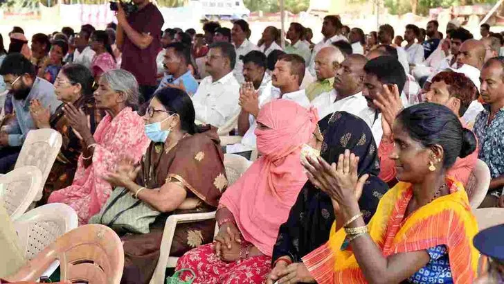 చర్లపల్లి జైలు నుంచి 91 మంది ఖైదీల విడుదల