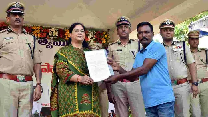 చర్లపల్లి జైలు నుంచి 91 మంది ఖైదీల విడుదల