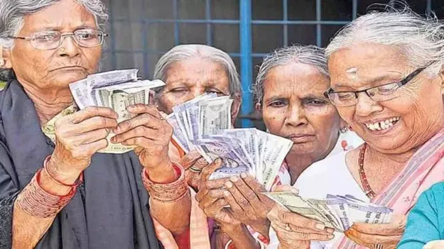 చేయూతకు దరఖాస్తుల స్వీకరణ