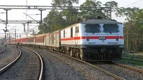 ఎలహంక-బిలాస్‏పూర్‌ మార్గంలో 10 ప్రత్యేక రైళ్లు