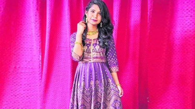 పిల్లి విషయంలో తల్లితో గొడవ.. ఎంబీబీఎస్‌ విద్యార్థిని ఆత్మహత్య