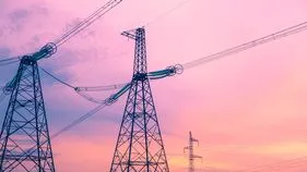 హైటెన్షన్‌ టవర్‌ ఎక్కిన ప్రియుడు 