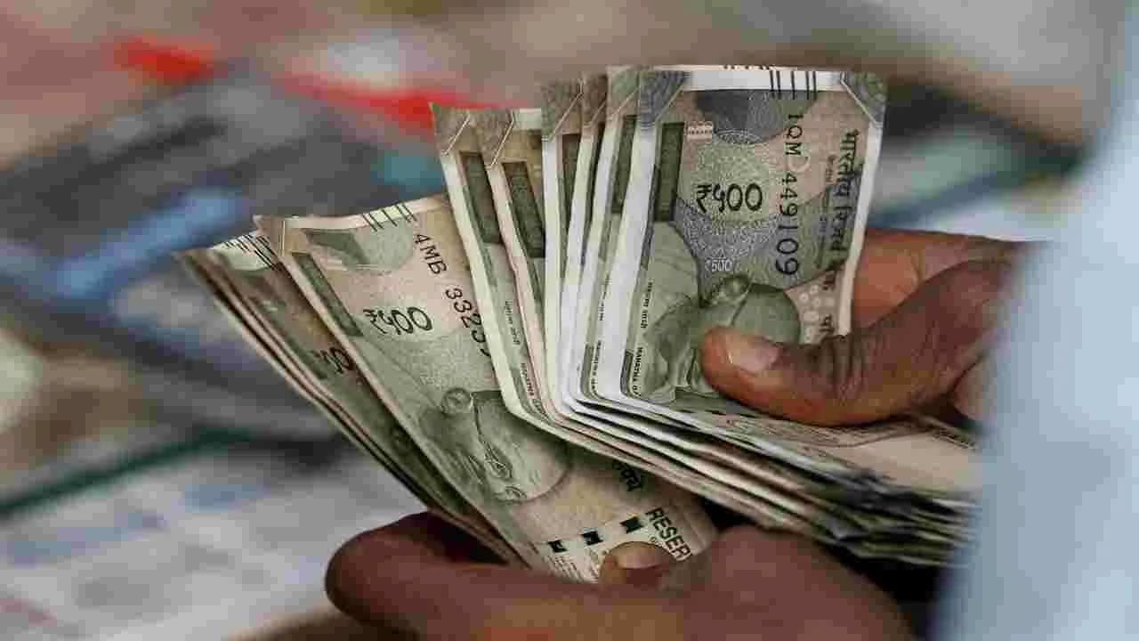 జీతం.. ప్రతి నెలా ఆలస్యం!