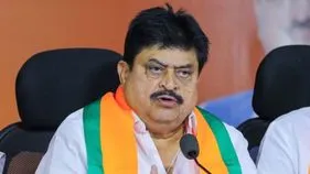 తెలంగాణలో బీజేపీకి సానుకూల పవనాలు