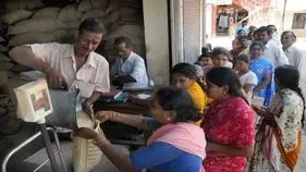 మళ్లీ మూడు నెలల రేషన్‌..