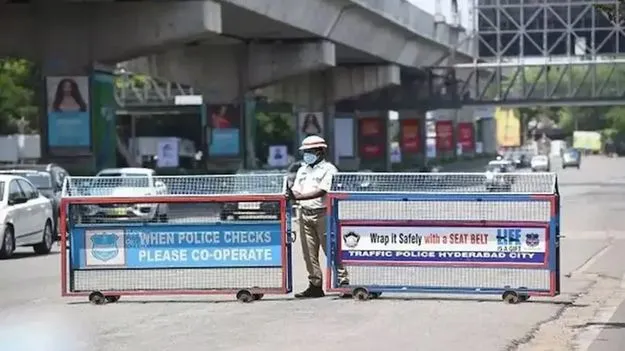 జులై 1 నుంచి ఐఐఐటీ జంక్షన్‌ వద్ద ట్రాఫిక్‌ ఆంక్షలు