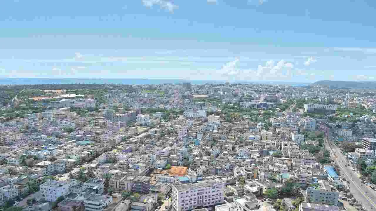 వీఈఆర్‌ అభివృద్ధికి  5000 కోట్లు