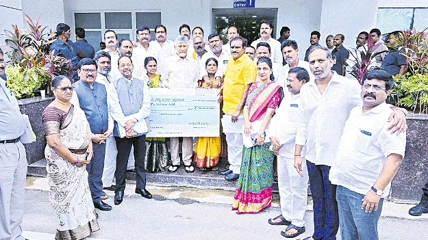 వెలిగొండ నిర్వాసితులకు మరో రూ.200 కోట్లు