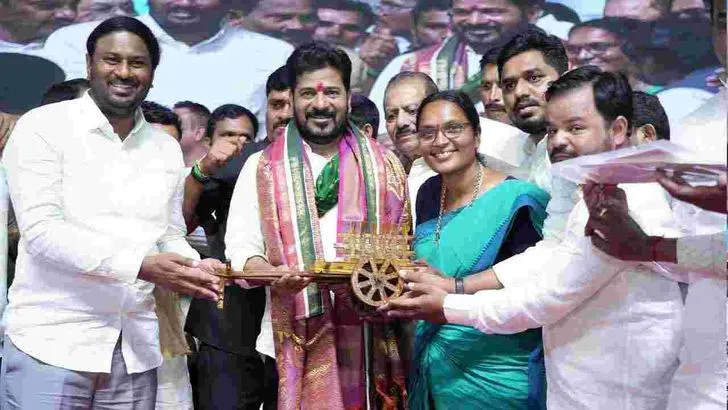 కుమురం భీం జిల్లాలో రెండోవిడత ఇందిరమ్మ ఇళ్లను ప్రారంభించిన సీఎం రేవంత్‌రెడ్డి