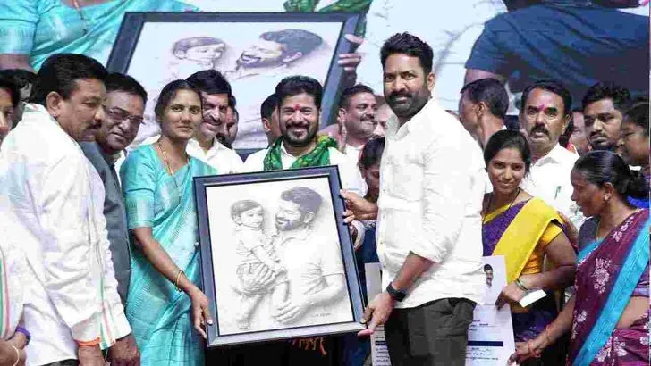 కుమురం భీం జిల్లాలో రెండోవిడత ఇందిరమ్మ ఇళ్లను ప్రారంభించిన సీఎం రేవంత్‌రెడ్డి