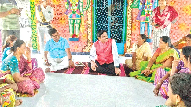  Registration of Family Details   కుటుంబ వివరాల నమోదు తప్పనిసరి 