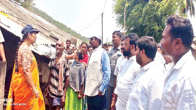  Strong Winds  గాలులతో అపార నష్టం