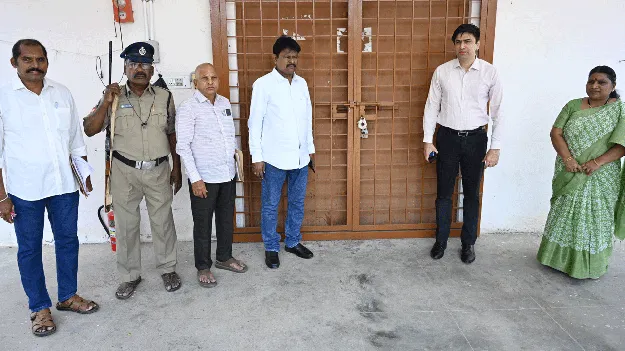 చిత్తూరు జిల్లాలో 15,79,996 మంది ఓటర్లు 