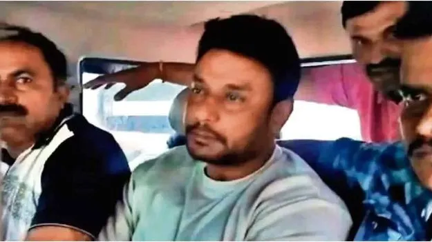 జైలులో నటుడు దర్శన్ ఆత్మహత్యాయత్నంపై వదంతులు.. తీవ్ర ఉద్రిక్తత