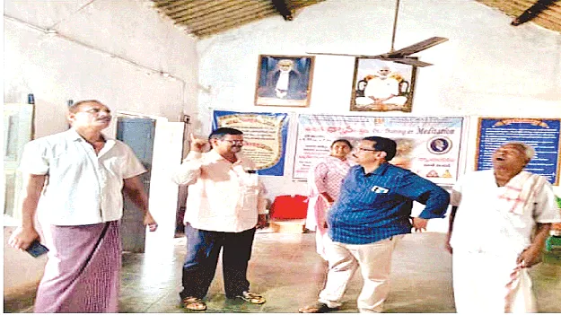 Polling Stations పోలింగ్‌ కేంద్రాల్లో సౌకర్యాలపై దృష్టి  