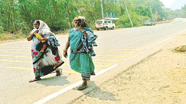 Scorching Heat Intensifies  ఠారెత్తిస్తున్న ఎండలు 