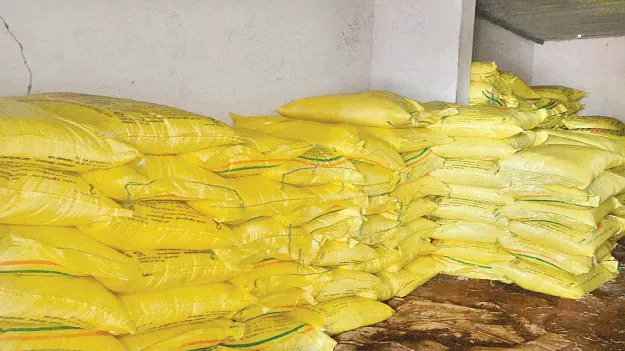  Complex Fertilizer  రైతుకు ‘కాంప్లెక్స్‌’ కష్టాలు