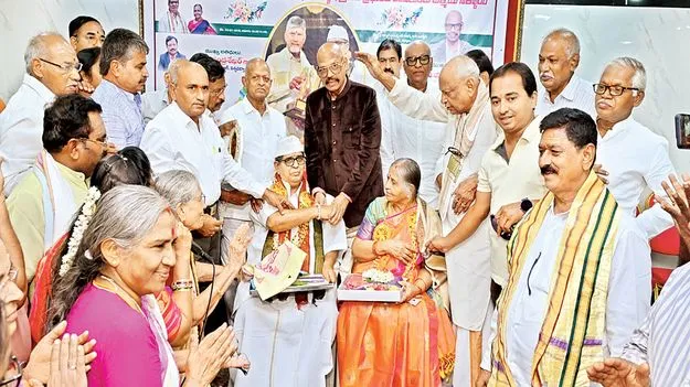 కేసీ కల్కూర సేవలు అభినందనీయం