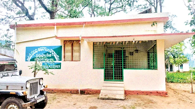  Forests   సిబ్బంది కొరత.. అడవులకేదీ భద్రత? 