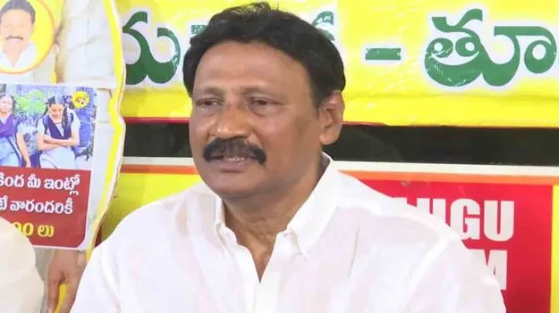 పదో తరగతిలో ఉత్తీర్ణత సాధించిన విద్యార్థులకు సత్కారం