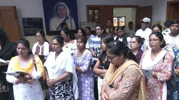 ఏసుక్రీస్తు ప్రాణాలను త్యాగం చేసిన రోజును స్మరించుకుంటున్న క్రైస్తవులు