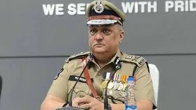 ఏపీలో అగ్నిమాపక శాఖ వారోత్సవాలు.. అమరవీరుల స్మృతికి డీజీపీ నివాళి