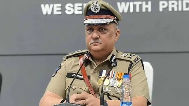 ఏపీలో అగ్నిమాపక శాఖ వారోత్సవాలు.. అమరవీరుల స్మృతికి డీజీపీ నివాళి