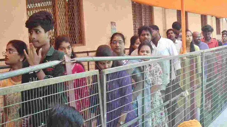 సికింద్రాబాద్‌లో హనుమాన్ జయంతి వేడుకలు.. భక్తులతో ఆలయాలు