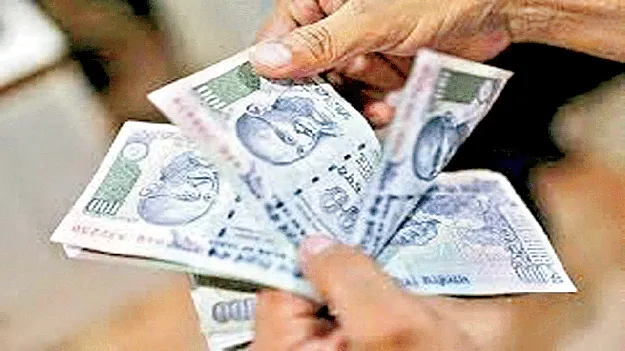     చేయి తడపాల్సిందే!