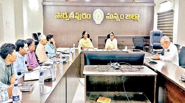 PACS   వాణిజ్య బ్యాంకుల స్థాయికి  పీఏసీఎస్‌లు ఎదగాలి