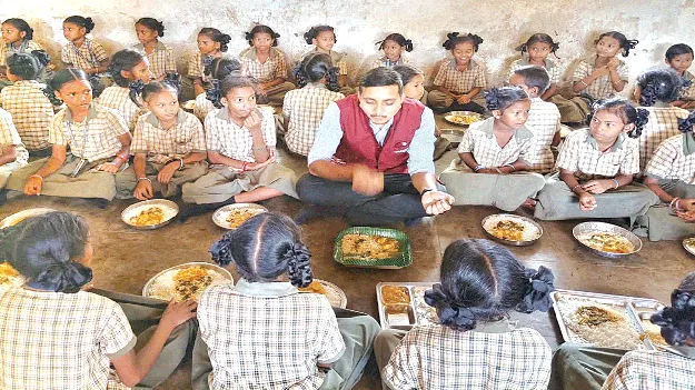   Educational Standards  విద్యా ప్రమాణాల స్థాయి పెంచాలి