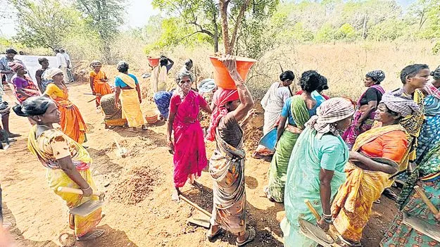 NREGA: రూ.50 కోట్లతో 996 పనుల మంజూరు     