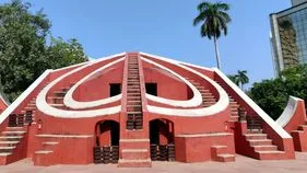 జర్నలిస్టుల సమస్యలను వెంటనే పరిష్కరించాలి
