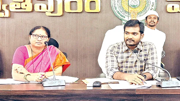   Farmers రైతులను ఇబ్బంది పెడితే చర్యలు 