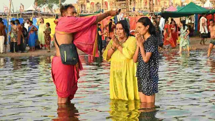 8వ రోజు.. సరస్వతి అంత్య పుష్కరాలు.. 