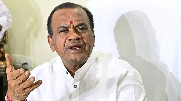 పవన కల్యాణ్ కామెంట్స్‌.. ఘాటుగా స్పందించిన సినిమాటోగ్రఫీ మంత్రి
