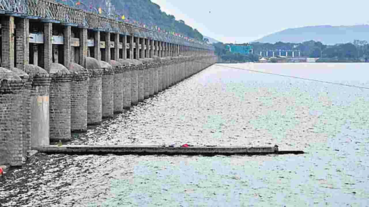 కృష్ణా తూర్పు డెల్టా కాలువలకు 3200 క్యూసెక్కుల నీరు విడుదల
