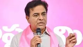 బీఆర్ఎస్ నేతల ఫోన్లను హ్యాక్ చేస్తున్నారు.. సీఎంపై కేటీఆర్ ధ్వజం