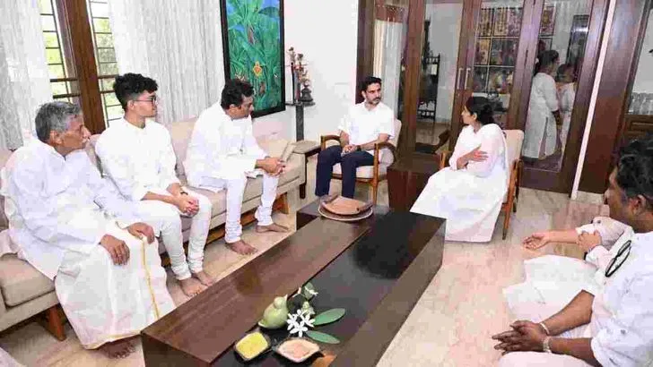జీఎన్ నాయుడు పార్థివ దేహానికి సీఎం చంద్రబాబు, లోకేశ్ నివాళులు