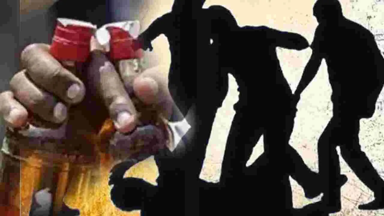మద్యం మత్తులో రౌడీల ఘర్షణ