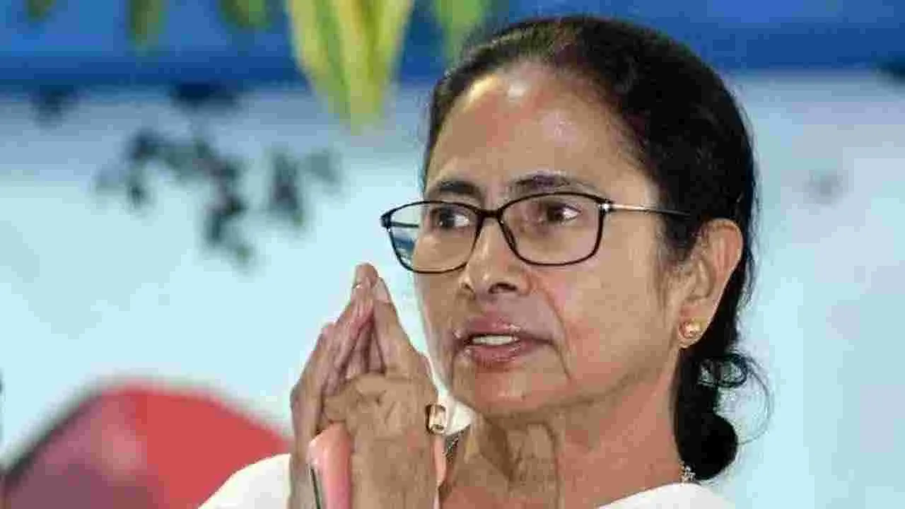 మాదే అసలైన టీఎంసీ.. లోక్ సభ స్పీకర్ ఓంబిర్లాను కలవనున్న రెబల్స్